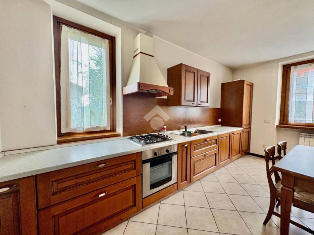 Appartamento a Casnigo in Via Raimondo Ruggeri, 79 - Foto 4