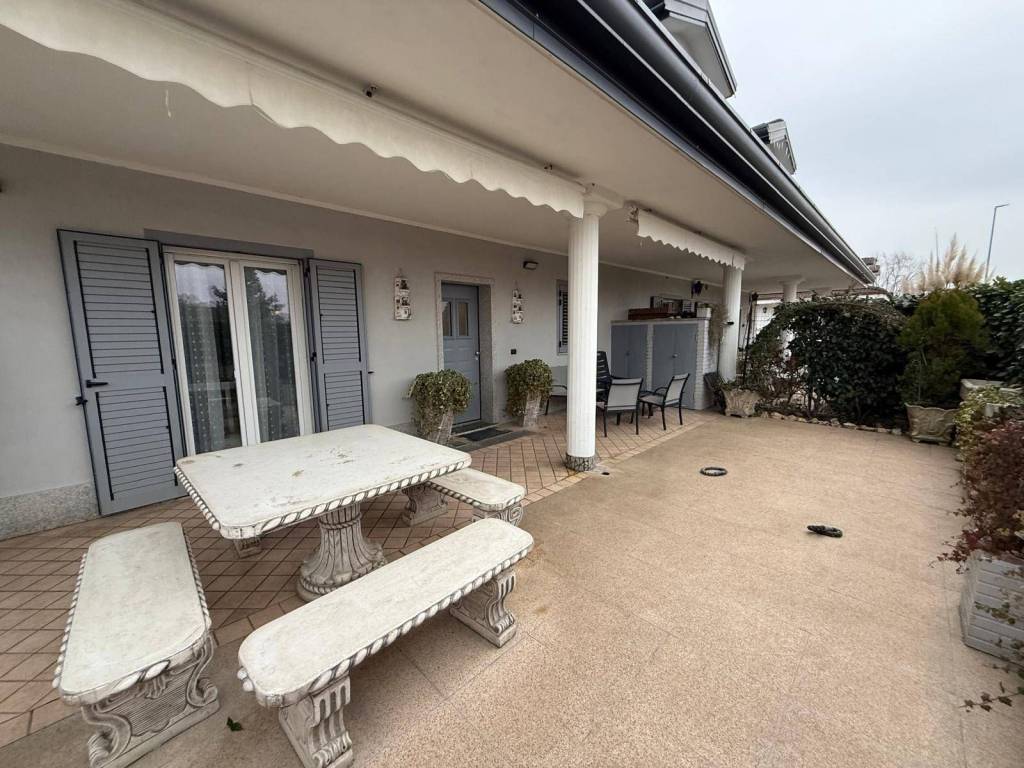 Villa a Alessandria in Via IV martiri, 81 - Foto 2