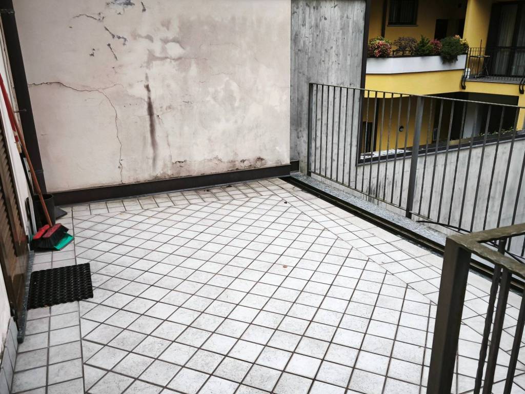 Appartamento a Gallarate in Corso Sempione - Foto 2