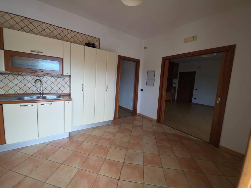 Appartamento a Bacoli in Via Scalandrone - Foto 4