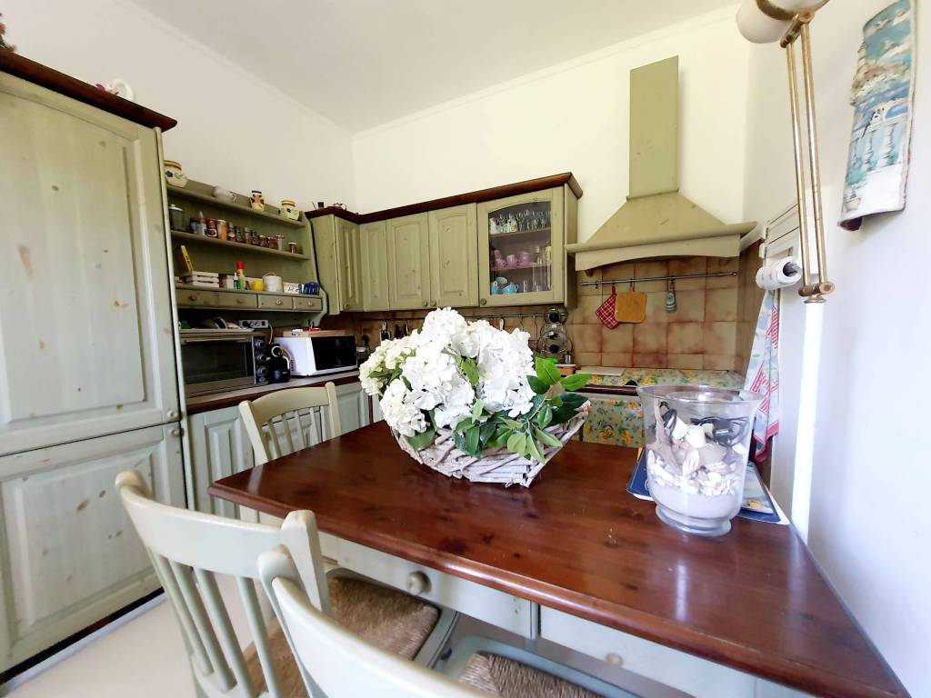 Villa a Ameglia in Via 25 Aprile - Foto 4