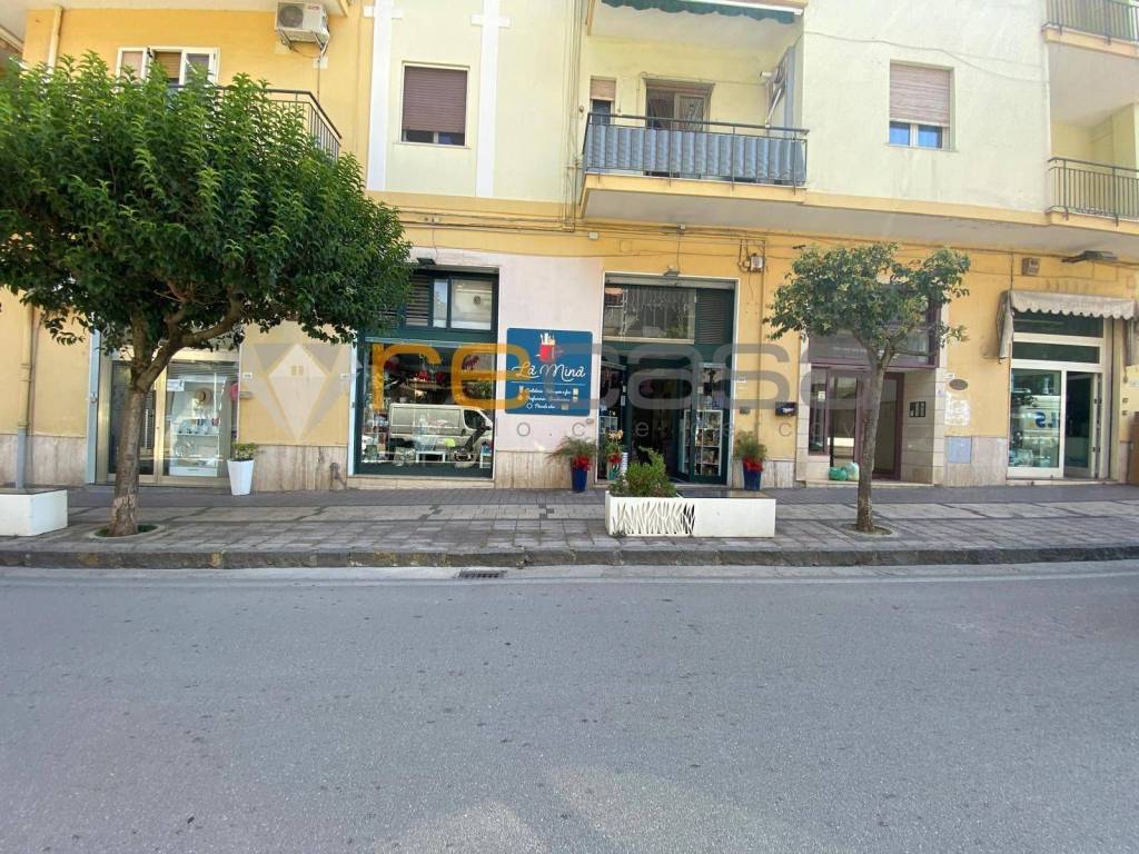 Immobile a Pontecagnano faiano in via Europa, 131 - Foto 3