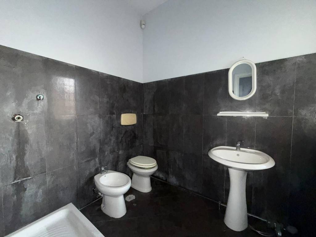 Appartamento a Pomezia in Via dei Castelli Romani, 50 - Foto 5