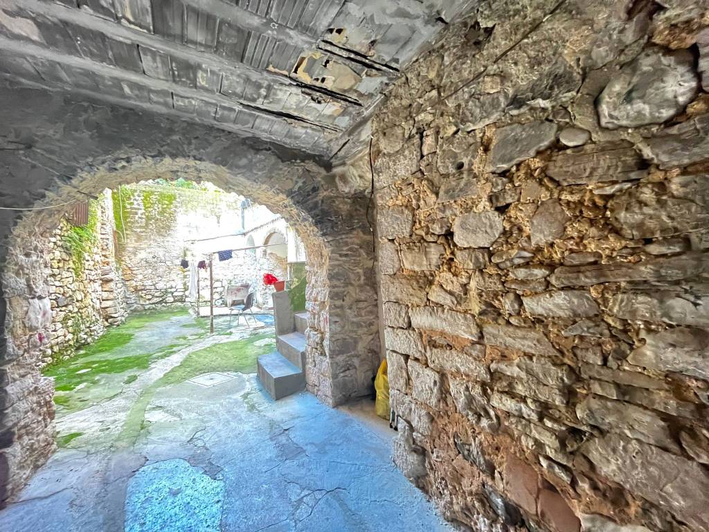 Palazzo / stabile a Fondi in Via Enrico Amante - Foto 5