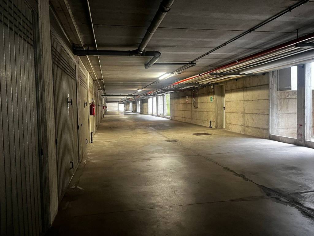 Box / garage a Brescia in Via Antonio Allegri, 53 - Foto 2