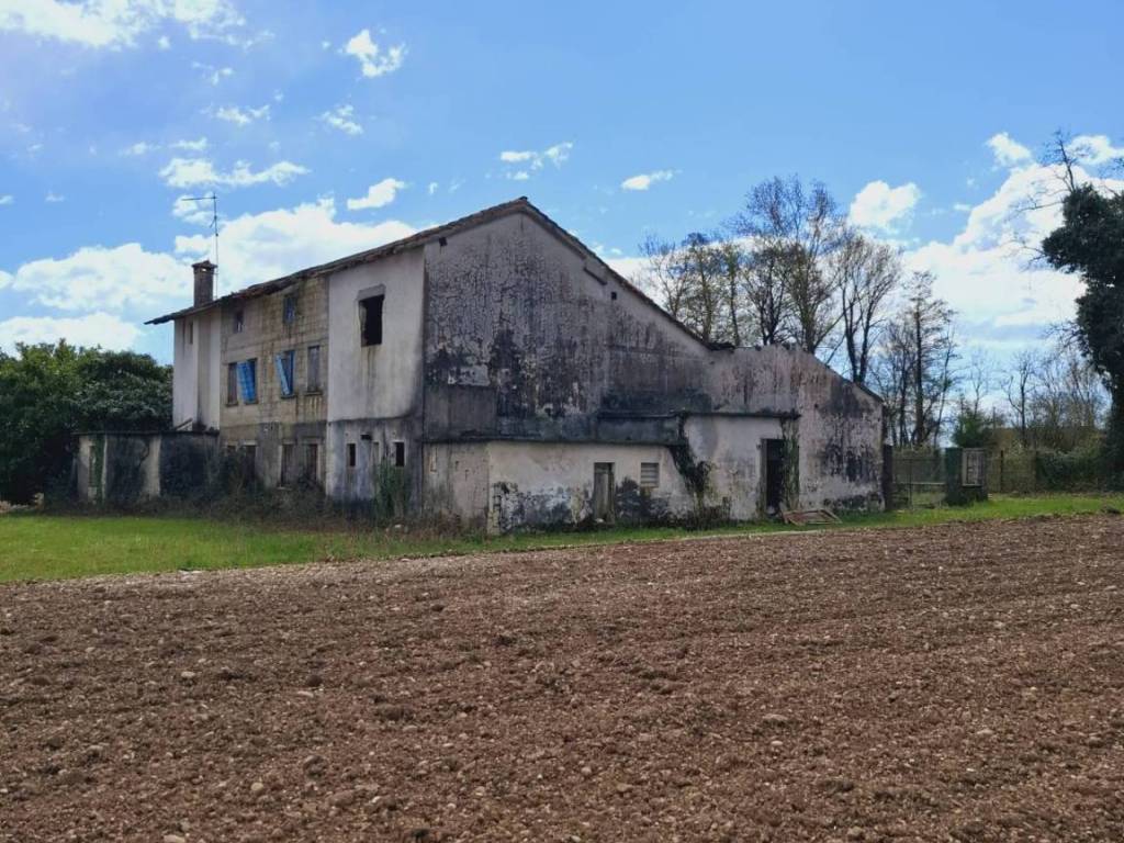 Rustico / casale a Vivaro in Via Vons, 22 - Foto 3
