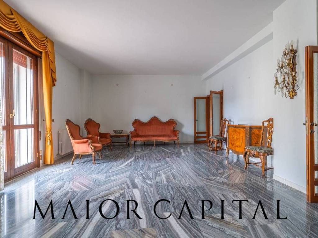 Appartamento a Tempio pausania in Via G. M. Dettori - Foto 2