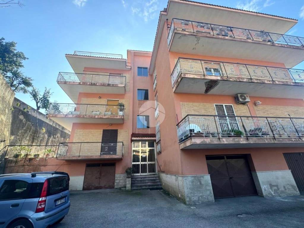 Appartamento a Pozzuoli in Via vecchia campana, 38 - Foto 2