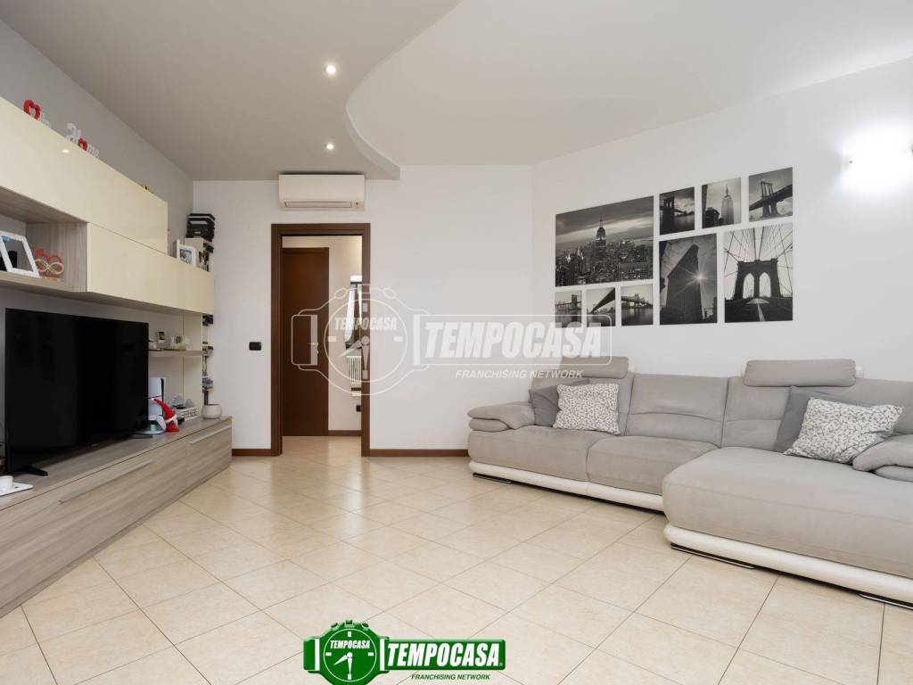 Appartamento a Gessate in Via Sondrio, 23 - Foto 4