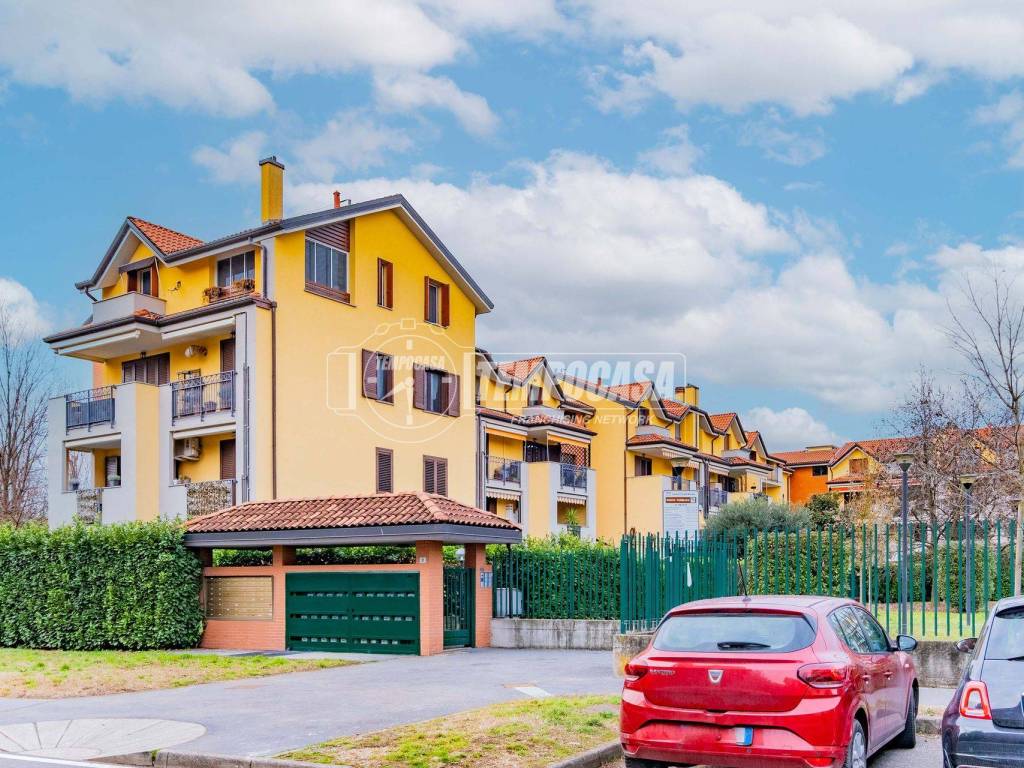 Appartamento a Novate milanese in Via Balossa - Foto 2