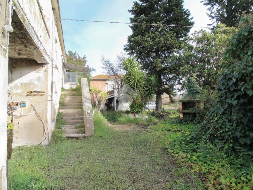 Casa indipendente a Cappelle sul tavo in Via Michelangelo - Foto 2