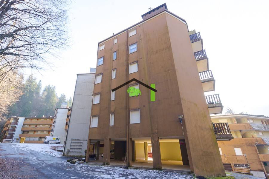 Appartamento a Arta terme in Via Giovanni Gortani, 40 - Foto 3
