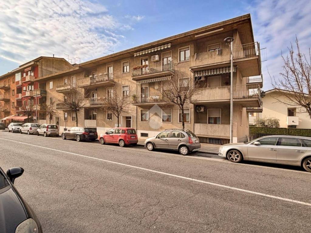 Appartamento a Caldiero in Corso Alcide De Gasperi, 75 - Foto 2