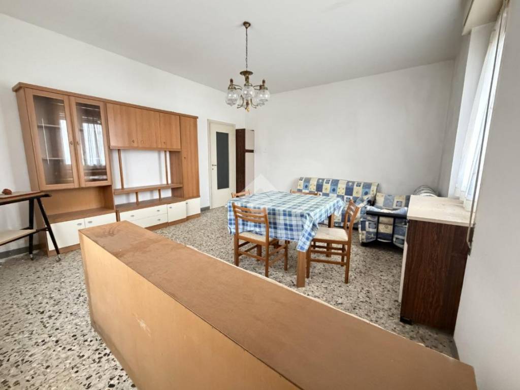 Appartamento a Carenno in Via Baraccano - Foto 5