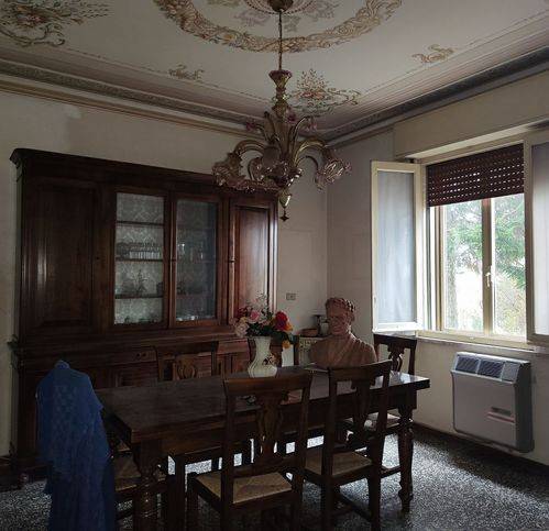 Villa a Sabbioneta in Via Xxv Aprile 15 -/17 - Foto 3