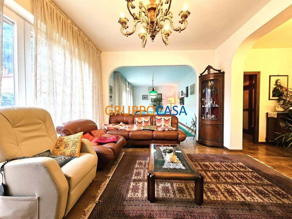 Villa a Pescia in Via Santa Margherita, 3 - Foto 2