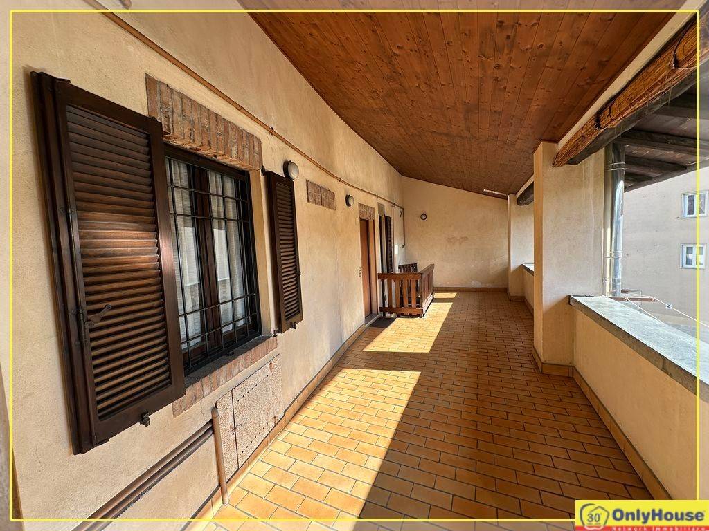 Appartamento a Bergamo in Via Guglielmo Lochis, 35 - Foto 2