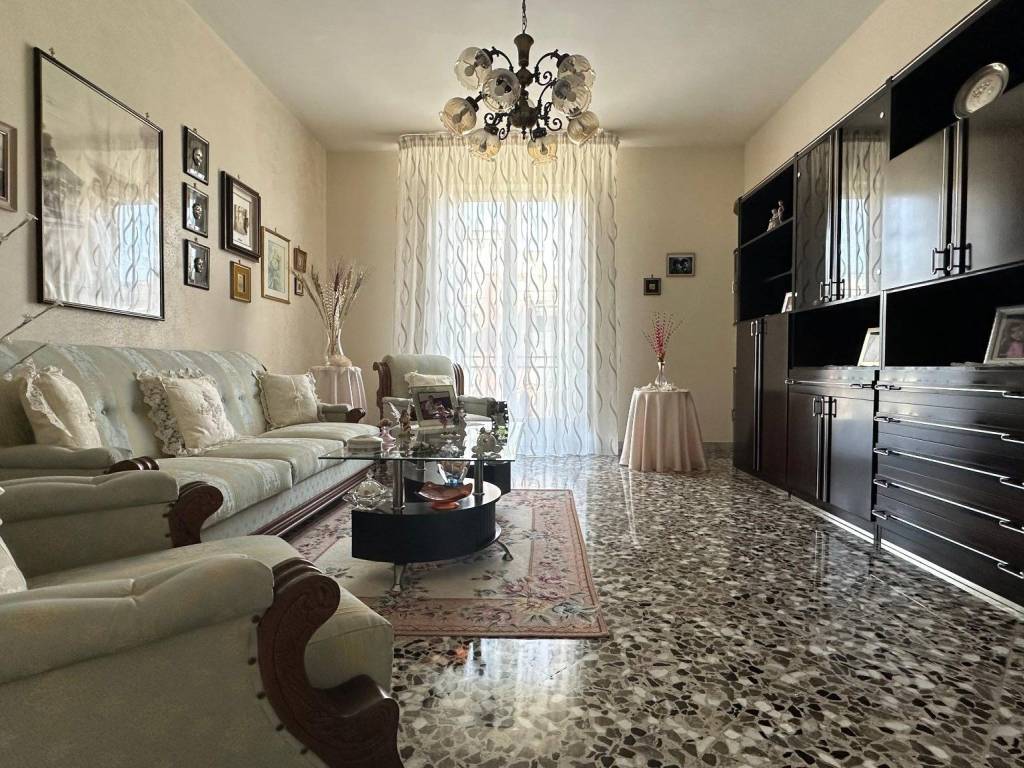 Appartamento a Giovinazzo in Via Bruno Buozzi, 21 - Foto 4