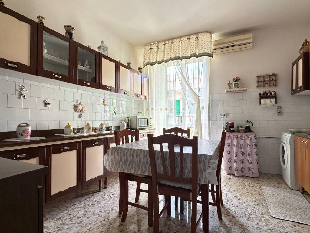 Appartamento a Giovinazzo in Via Bruno Buozzi, 21 - Foto 5