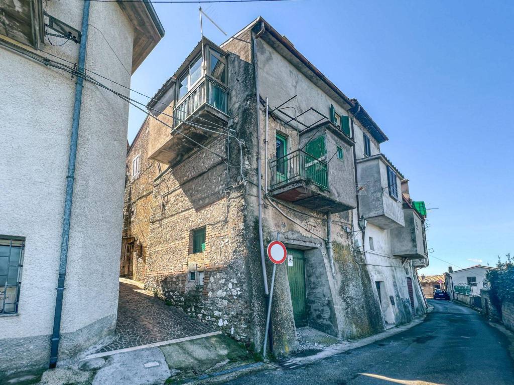 Appartamento a Scandriglia in Via Roma - Foto 2