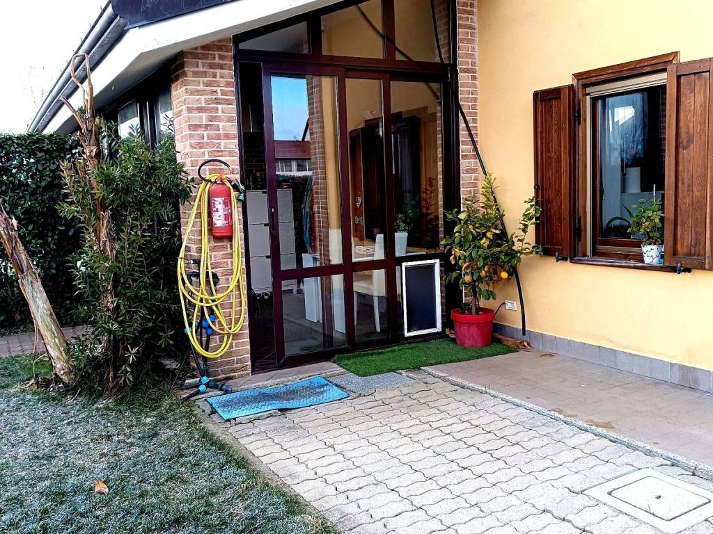 Villa a Leinì in Via Canova Pogliani, 34 - Foto 3