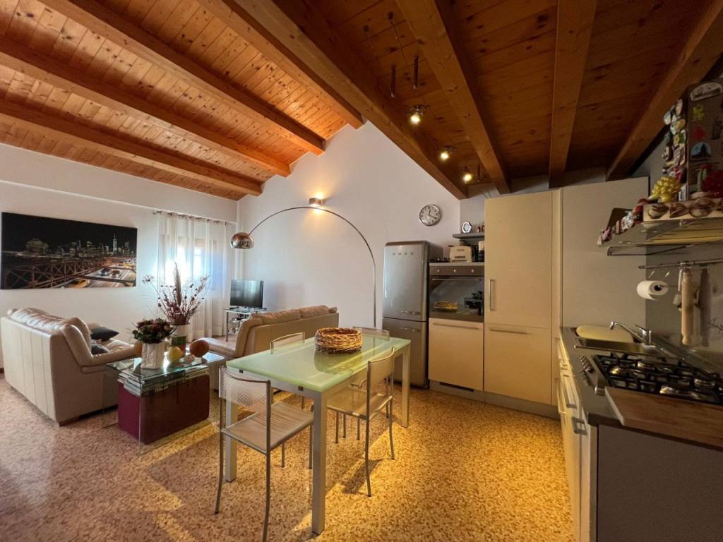 Appartamento a Este in Via Pescheria Vecchia - Foto 4