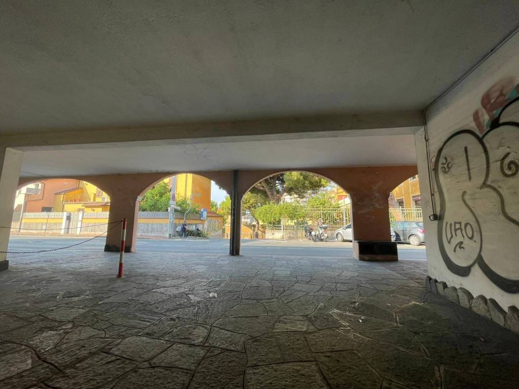 Box / garage a Imperia in via agnesi - Foto 2