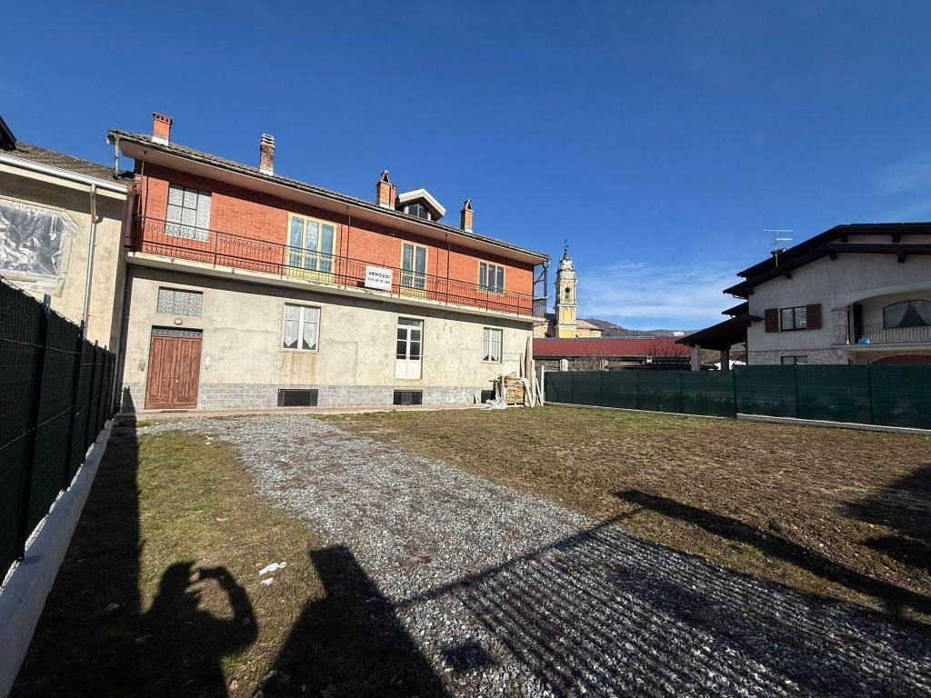 Casa indipendente a Garessio in Piazza Bartolomeo Domenico Indemini - Foto 2