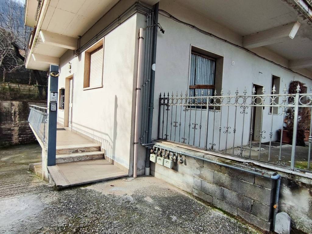 Appartamento a Montella in Via dell'Annunziata, 2 - Foto 2