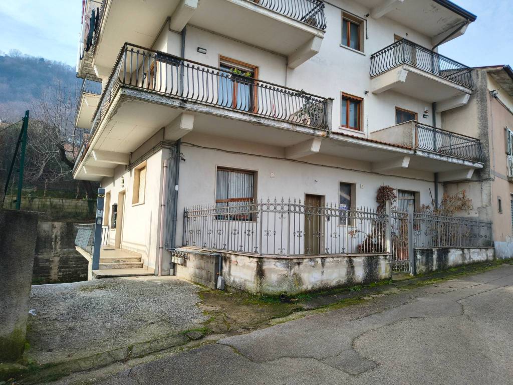 Appartamento a Montella in Via dell'Annunziata, 2 - Foto 3