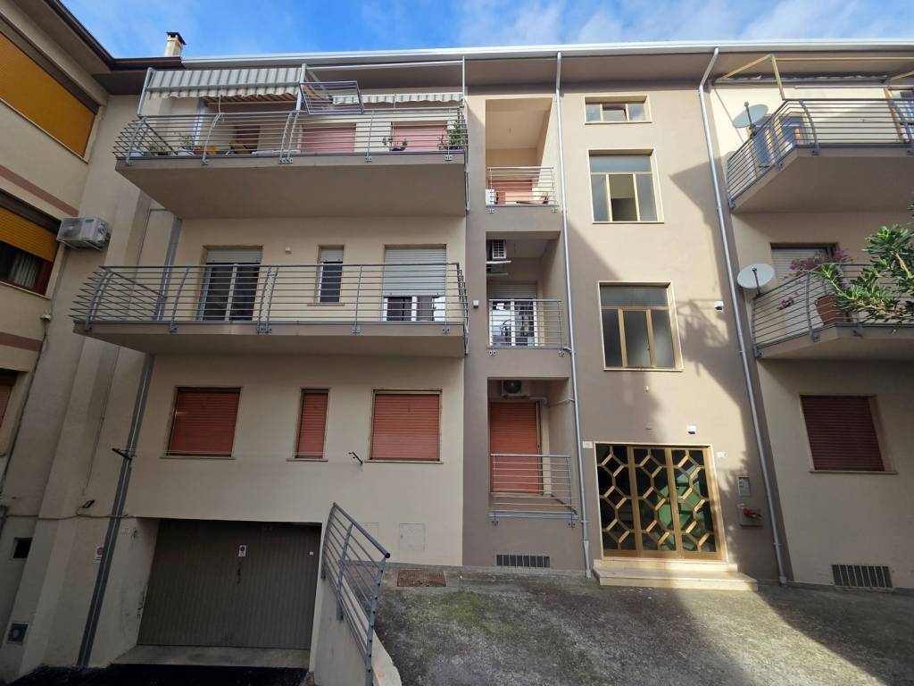 Appartamento a Diamante in Via Pietro Mancini - Foto 3
