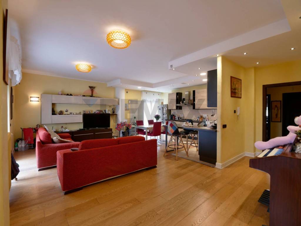 Appartamento a Modugno in Via Roma, 104 - Foto 3