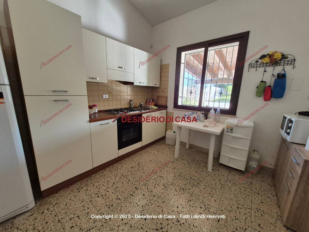 Villa a Mazara del vallo in Via delle Terre Comuni, 77 - Foto 2