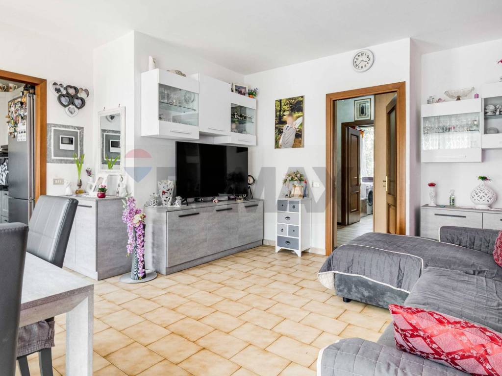 Appartamento a Lonate pozzolo in Via San Taddeo, 3 - Foto 5