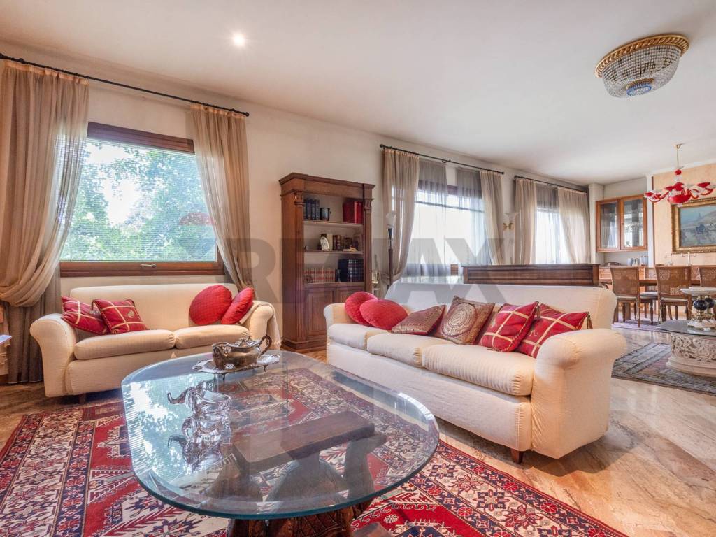 Appartamento a Gallarate in Via Agnelli, 29 - Foto 3