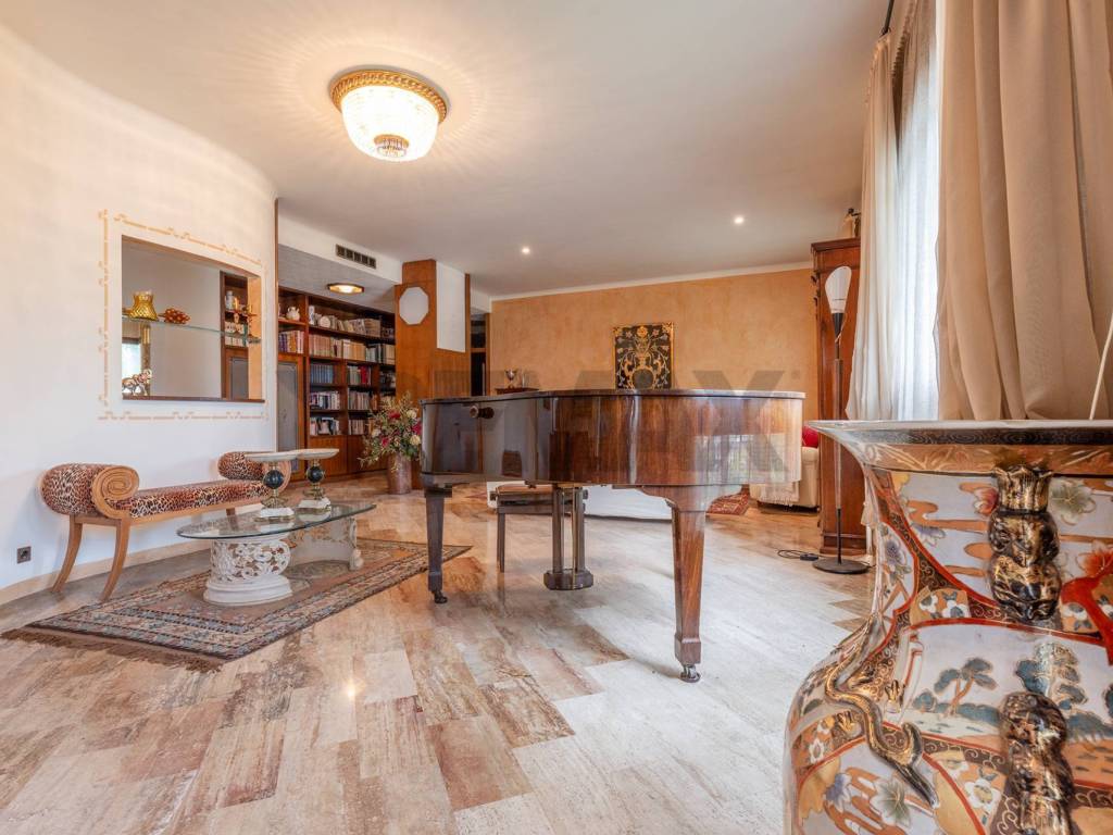 Appartamento a Gallarate in Via Agnelli, 29 - Foto 5