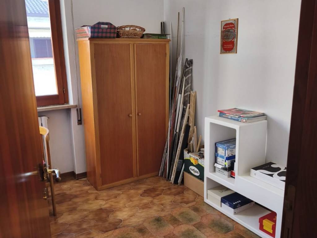 Appartamento a Alba adriatica in Via Camillo Benso di Cavour, 19 - Foto 3