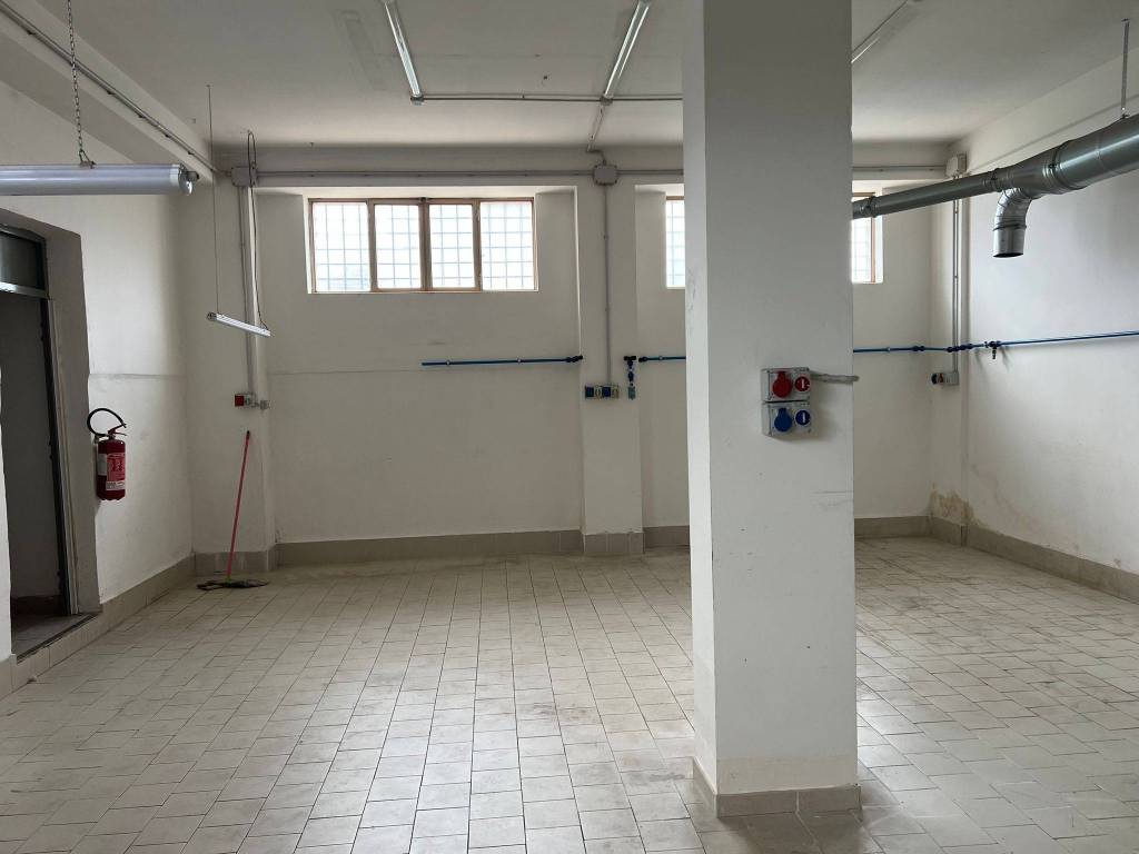 Immobile a Casalnuovo di napoli in Via Nazionale delle Puglie - Foto 2