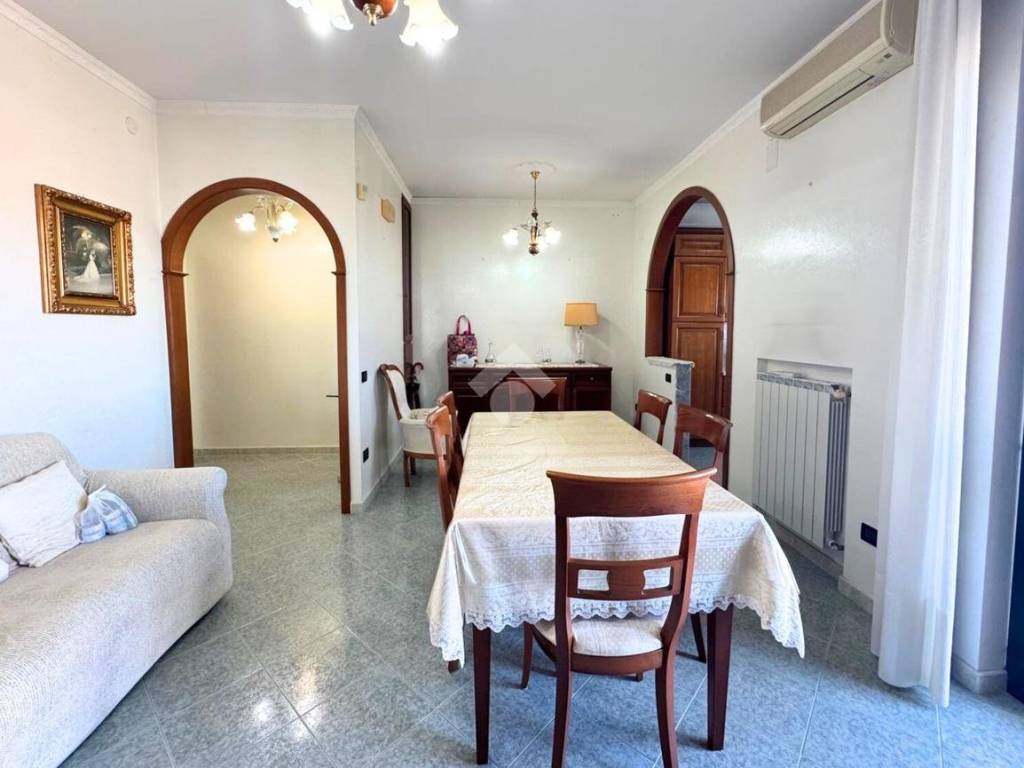 Appartamento a Lucera in Piazza Giuseppe Maria Secondo, 39 - Foto 2