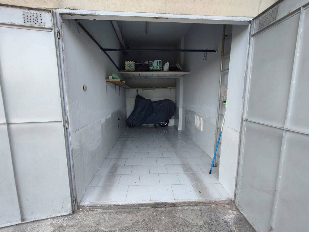 Box / garage a Beinasco in VIA DE NICOLA, 15 - Foto 4