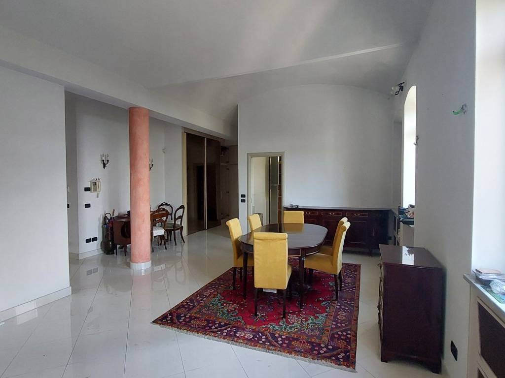 Appartamento a Valenza in Viale della Repubblica, 66 - Foto 2