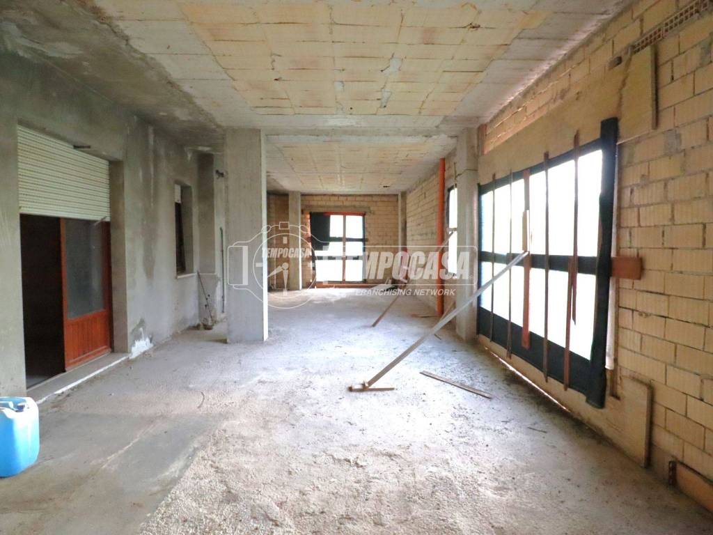 Appartamento a Altidona in Via Claudio Monteverdi 3 - Foto 4