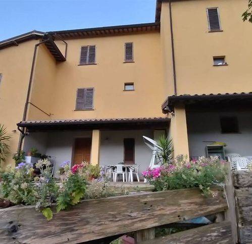 Appartamento a Valtopina - Foto 4