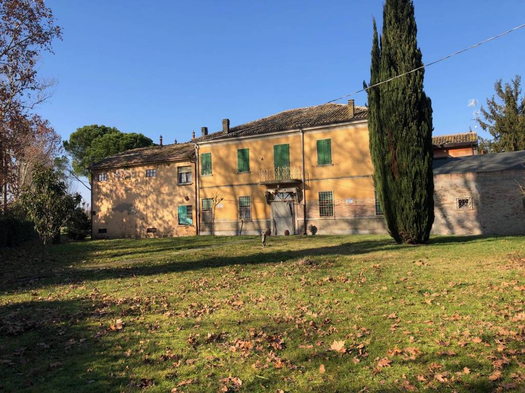 Palazzo / stabile a Ferrara in Via Comacchio, 1327 - Foto 2
