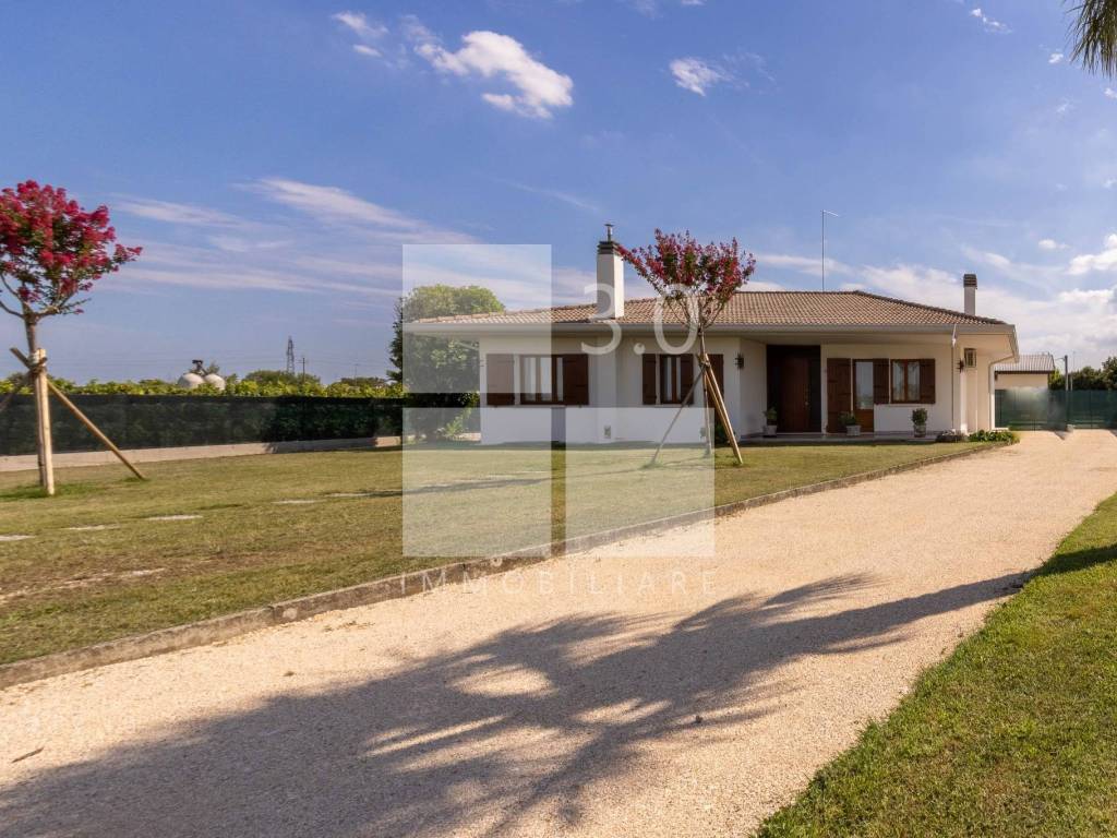 Villa a Maserada sul piave in Via Julia 4 - Foto 2