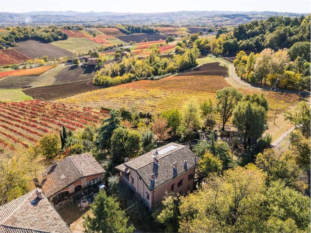 Villa a Castelvetro di modena in Via Lunga, 42 - Foto 2