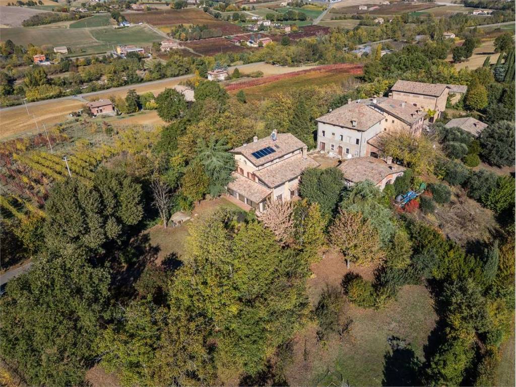 Villa a Castelvetro di modena in Via Lunga, 42 - Foto 5