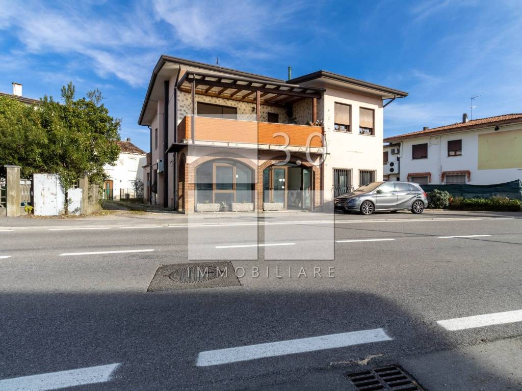 Villa a Salgareda in Viale Veneto 22 - Foto 2