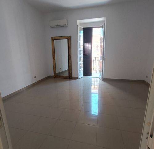 Appartamento a Bari in Via Trevisani - Foto 3