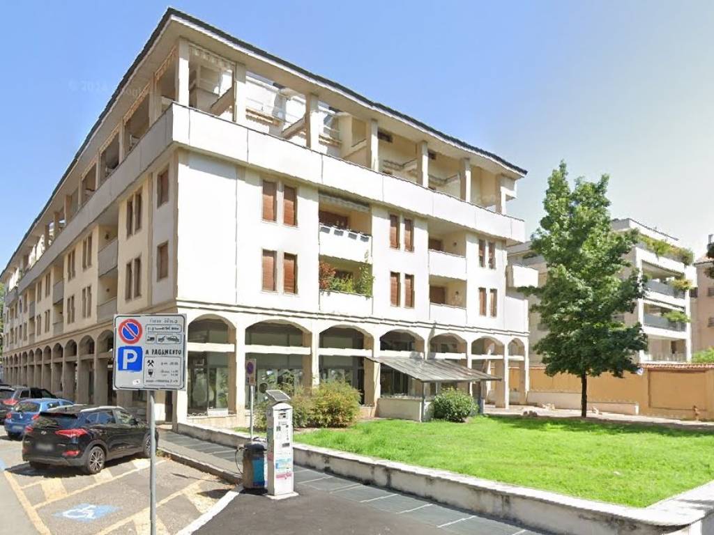 Box / garage a Legnano in Piazza Don Luigi Sturzo - Foto 2